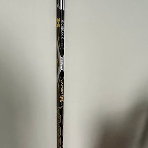 Senior Bauer UofM Vapor 1X Lite Right Handed Hockey Stick P28 Pro Stock (Used)