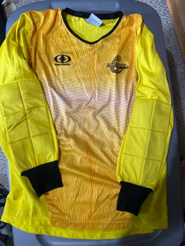 Unisex Small  Goalie Top (Used)