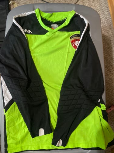 Small  Goalie Top (Used)