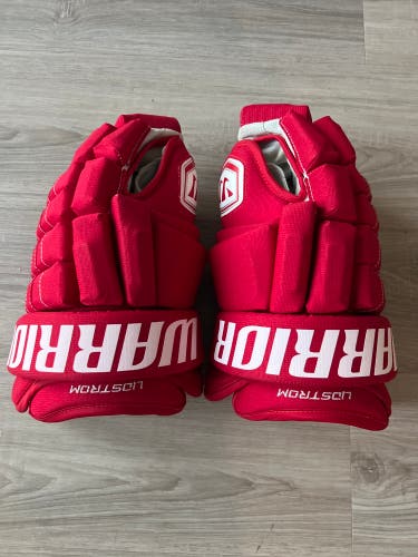 Red Wings Warrior Franchise Gloves 15" Pro Stock (Used)