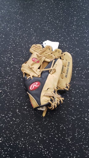 Used Rawlings P115CBI BB/SB Glove RH Throw Black 11 1/2" 11849-S000029997