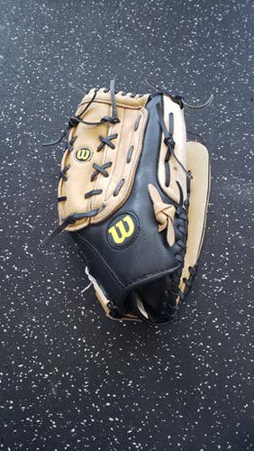 Used Wilson A360 BB/SB Glove RH Throw Brown 14" 11849-S000030035