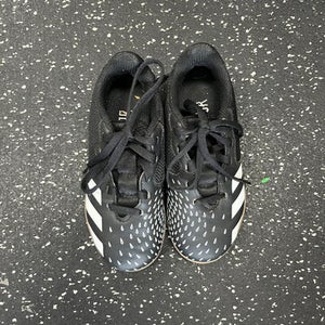 Used Adidas Soccer Indoor Shoes Black Youth 11.0 11849-S000030055