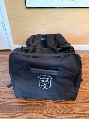 Pacific Rink Jr hockey bag.