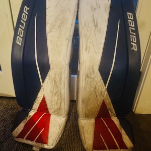 Medium  Bauer Supreme 3S Goalie Leg Pads (Used)