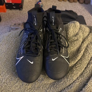 Men's  Size M 11.5 football cleats