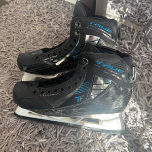 True Custom Pro Hockey Goalie Skates 9.5 (Used)