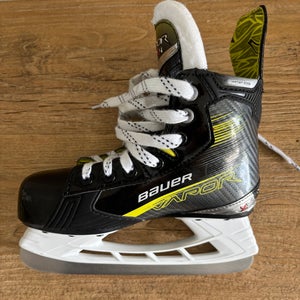 Bauer Vapor X4 Hockey Skates Regular Width 13.5 (Used)