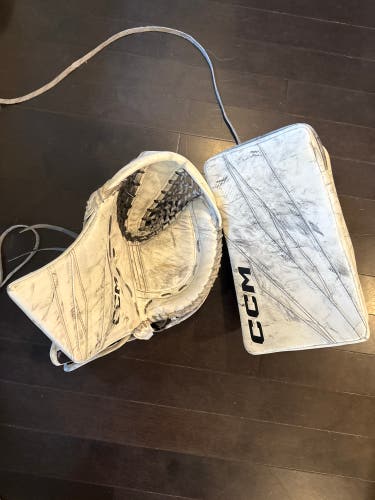 CCM Axis XF pro goalie gloves