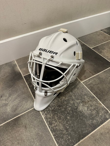 Bauer Pro Department 960 Non Certified Senior Goalie Mask - Medium (New)