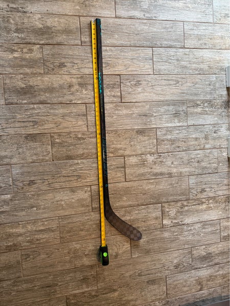 Youth Bauer Twitch Left Hand Hockey Stick P28 (Used)