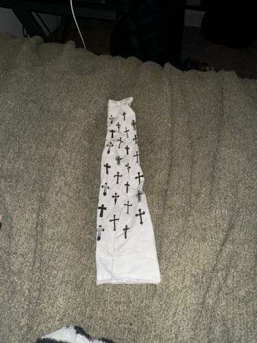 Small / Medium Adult Under Armour VFT Sleeves Arm Pads (Used)