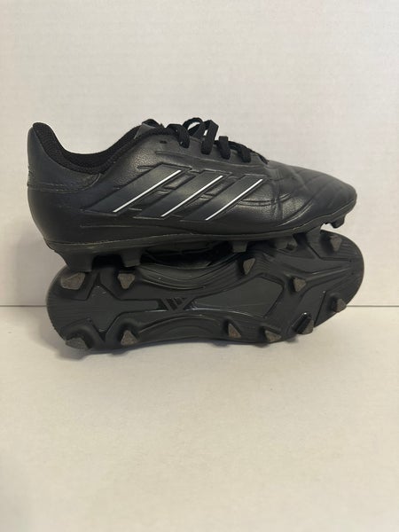 Black Kids 4Y (Big Kids / Youth) Adidas Molded Cleats Cleats (New)