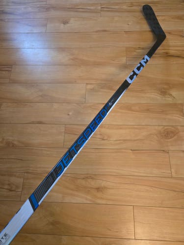 CCM Jetspeed FT6 Pro: Left 90 Flex P90M Curve