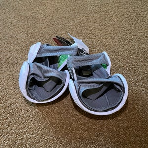 Maverick Max elbow pads