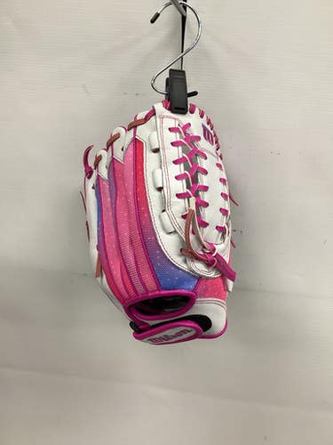 NEW Wilson FLASH RH Throw Fastpitch Gloves White 12" 11851-S000035507