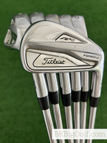 Titleist AP2 718 Forged Iron Set 5-P / True Temper AMT Black Stiff +1/2