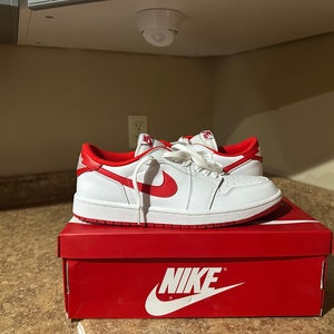 Men's Size M 11.0 (W 12.0) Air Jordan Shoes (New)