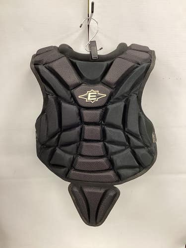 Used Easton CHEST PROTECTOR Catchers Chest Protector Black Junior 11851-S000035444