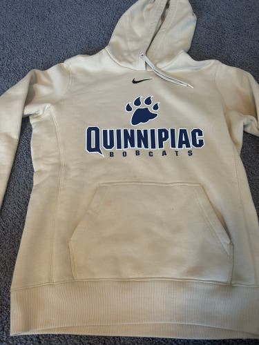 Nike sweatshirt quinnipiac Bobcats