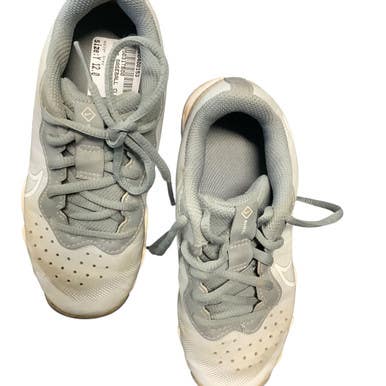 Used Nike BASEBALL CLEAT BB/SB Cleats Grey Youth 12.0 11479-S000400153