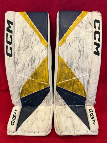 Used CCM Axis 2.9 Goalie Leg Pads 31" +1