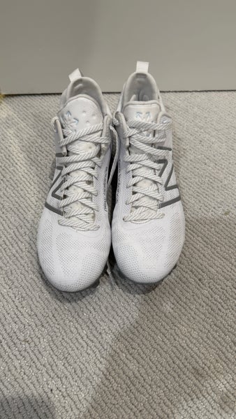 White Men's Size M 11.5 (W 12.5) Adult New Balance Mid Top Freeze 4.0 Molded Cleats (Used)