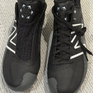 White Men's Size M 11.5 (W 12.5) Adult New Balance Mid Top Freeze 4.0 Molded Cleats (Used)