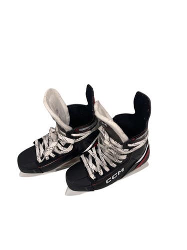 Used CCM JETSPEED FT655 Junior Hockey Skate Junior 01 11847-S000028207