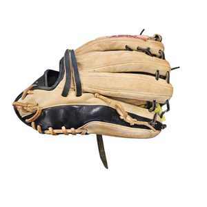 Used Wilson A2000 BB/SB Glove LH Throw Brown 11 3/4" 11850-S000021061