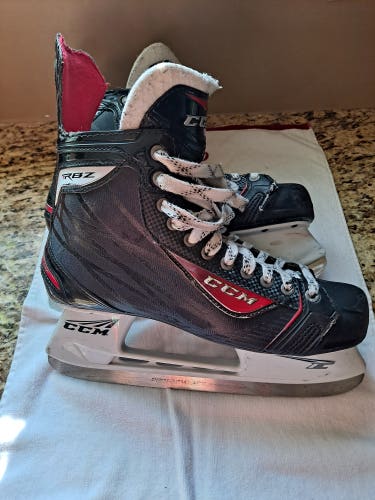 CCM RBZ 60 Hockey Skates 10.5 D (Used)