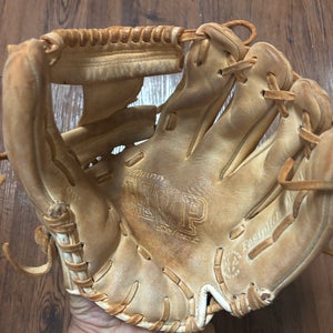 Used Mizuno MVP Select Right Hand Throw Softball Glove 11.75"