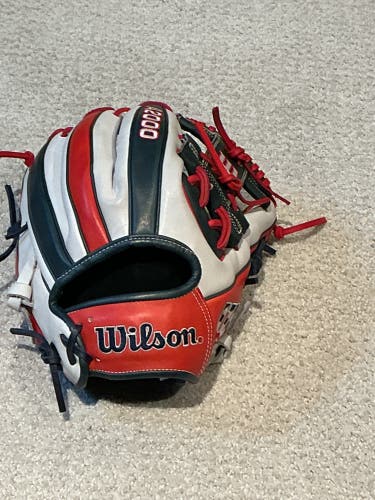 Wilson RH Infield A2000 1786 Baseball Glove 11.5" (New)
