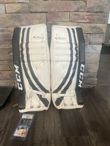 2013 26" CCM Extreme Flex 400 Goalie Leg Pads (Used)