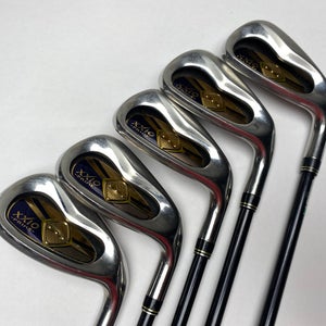 XXIO Prime 9 Iron Set 7-PW+AW SP-900 Flex 3311 47g Regular Graphite Mens RH