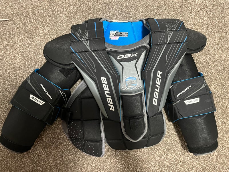 Large/Extra Large  Bauer GSX Goalie Chest Protector (Used)