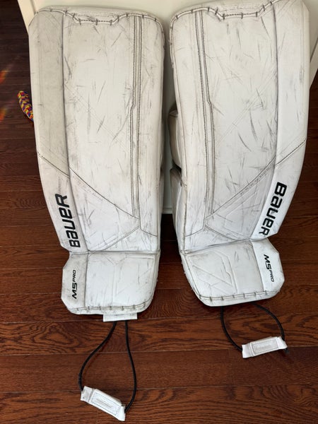 30" Bauer Supreme M5 Pro Goalie Leg Pads (Used)