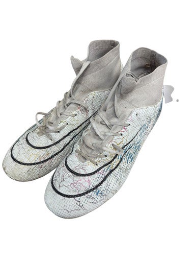 Used Nike Soccer Cleats White Senior 10.5 11833-S000165077