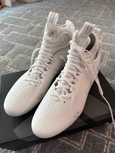 Men's  Size M 12.5 (W 13.5) Under Armour High Top Hammer (New)