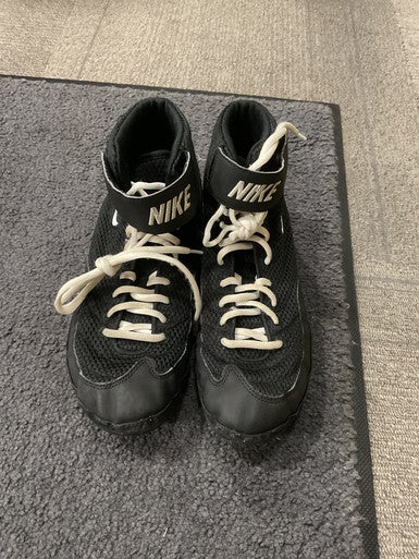 Used Nike Wrestling Shoes Black Senior 9.5 11614-S000218346