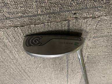 Used Cleveland CLASSIC 2 Mens Putter RH 11614-S000218336