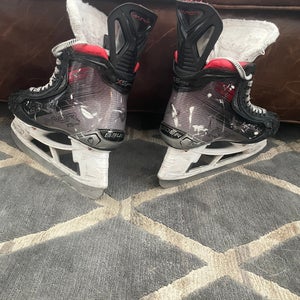 Bauer Vapor 5x pro Hockey Skates 6.5 (Used)