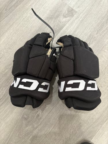 CCM HGTKPP Gloves 14" Pro Stock (Used)