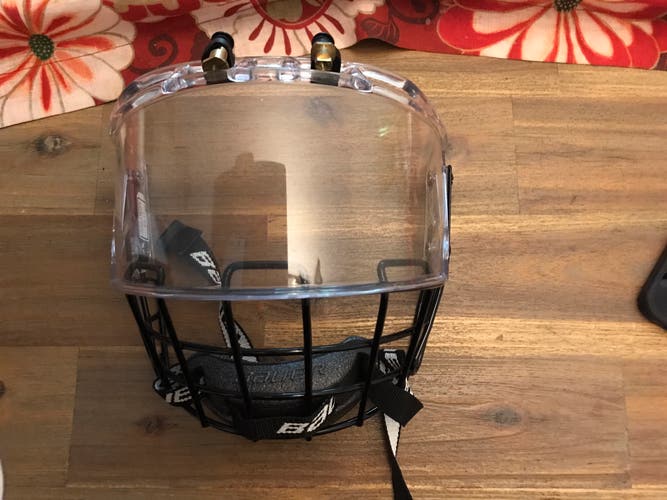 Large  Bauer 920 DLX Full Cage (New)