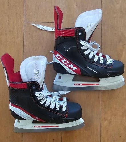 2025 CCM JetSpeed Hockey Skates Youth Size 12 (Used)