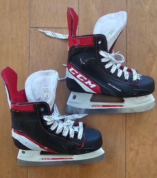 2025 CCM JetSpeed Hockey Skates Youth Size 12 (Used)