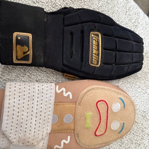Black Junior Sliding Mitt (Used)