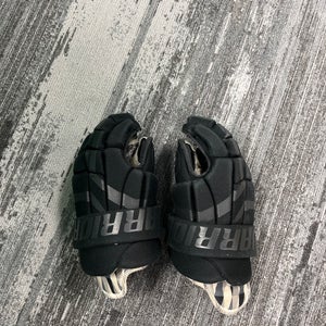 Black Junior Warrior QRE Clutch Gloves 11" (Used)