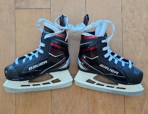 2025 Bauer Vapor X Hockey Skates Youth Size 11-12  (Used)