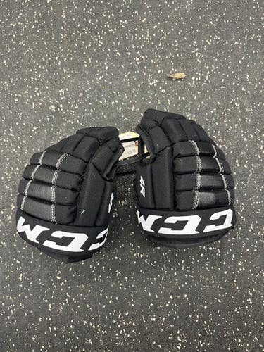 Used CCM 4R Youth Gloves Black 8" 11162-S000427822